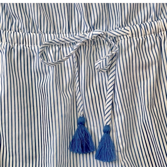 NWT Vineyard Vines Strapless Embroidered Ruffle Romper in Blue & White Stripes - Picture 6 of 6